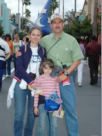 con mi esposo Anselmo y mi hija Ana Erika