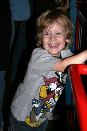 Dylan at Disneyland 5.21.08