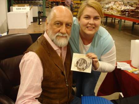 Mick Fleetwood signs my wine :)