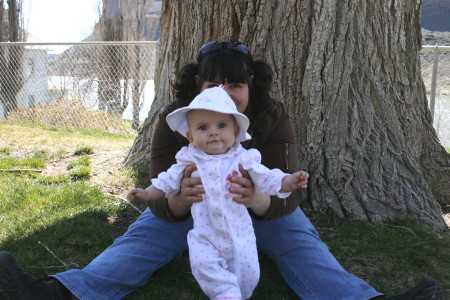 Adriana and daughter Isabella