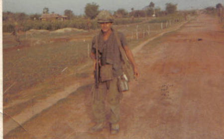 87 out for a walk 1968 vietnam 25th inf div