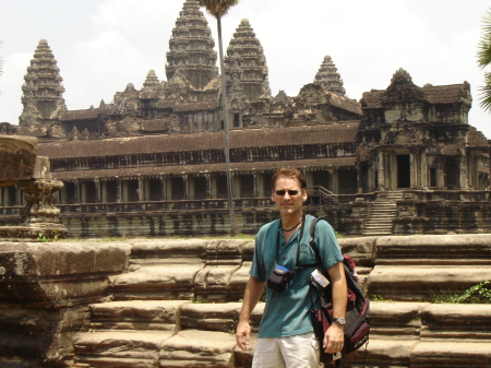 hangin at the Angora Wat, Cambodia, 2006