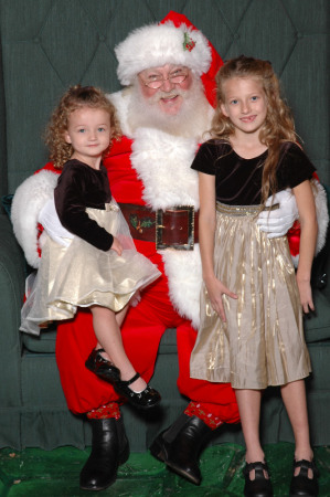 Skylar and Kylie with santa