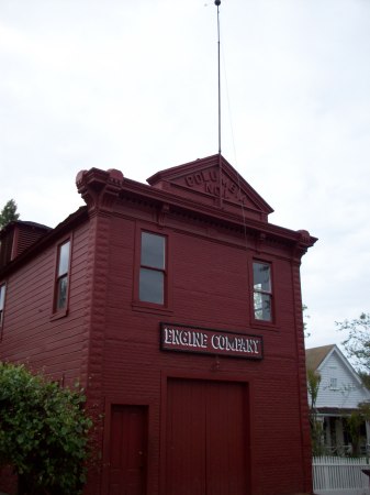 FIRE HOUSE COLUMBIA ST PARK