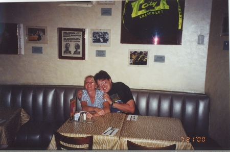 Mel & I 10 years later, Planet Hollywood, Nashville TN July 2000