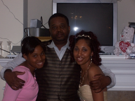 Daddy Loves His Girls