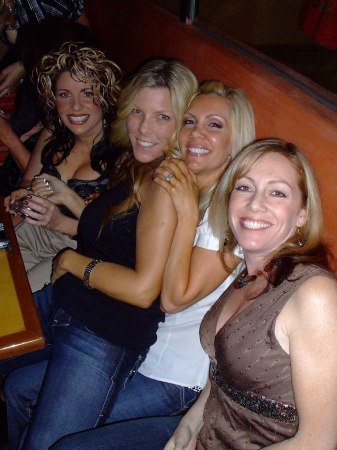The Girls at Chronic Cantina
