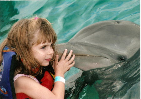 Camilla with Frida the Dolphin on Isla Mujeres, Mexico