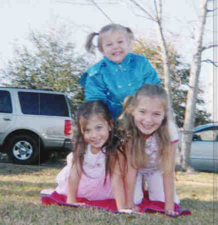 Lil Beth,Sarah and Taylor