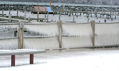 Seneca Harbor Walkway Jan. 2008