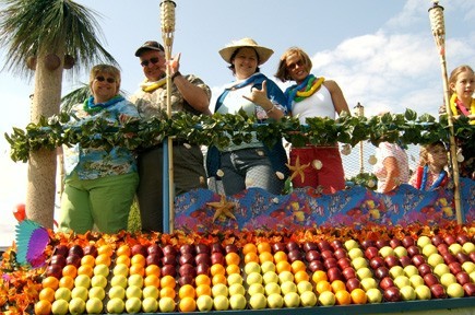 Apple Blossom float