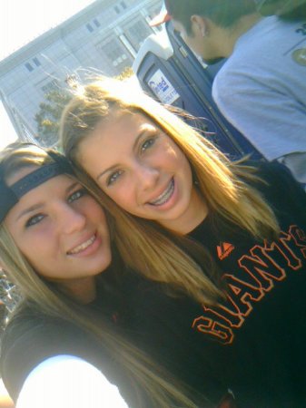 Makenna and her friend at Giants Parade