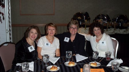 Lisa, Carole, Laurie, Lori-Take 2