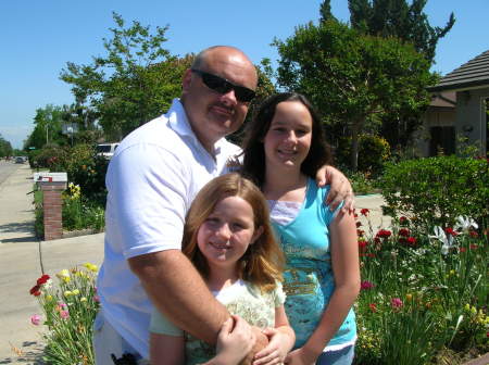 Steve & the girls    2007
