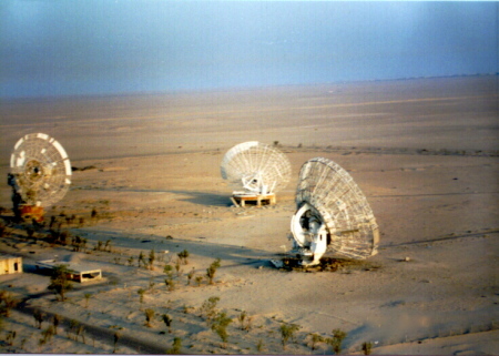 Bombed out Kuwaiti antenna site