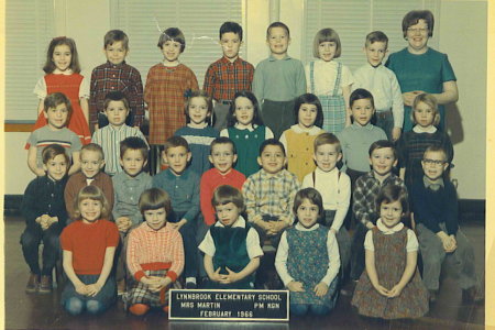 Patricia Timm's album, class pictures