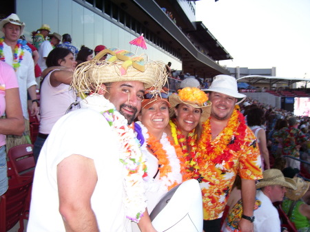 With Lenny and the girls at Jimmy Buffett, 2007.