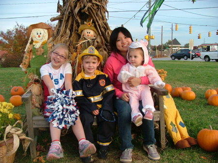 Halloween 2006 w/ Ayumi our Japanese exchange student