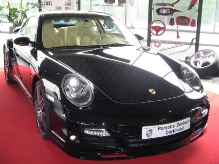 Yeaaah Baby!! at the Porsche dealer near Dusseldorf