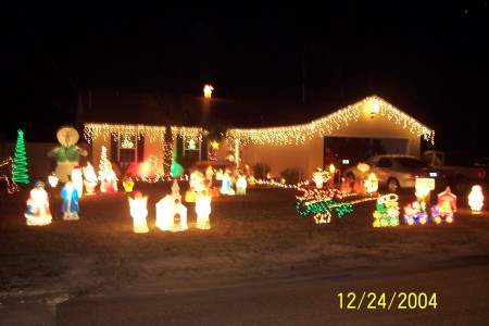 Christmas Lights at the Wright's