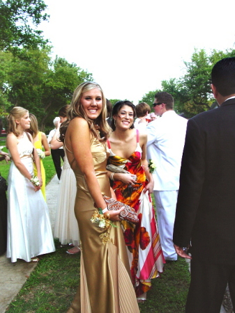 Lindsay, Senior Prom, 2007 & Spencer her best friend and soon to be college roommate