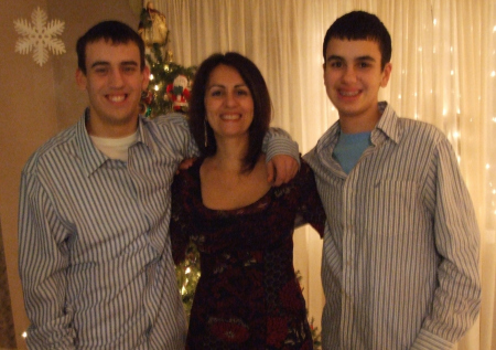 Christmas 2007 with my sons!!