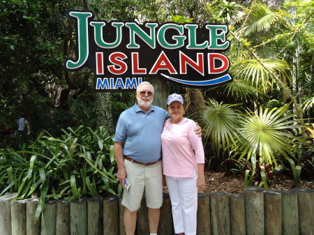 Hubby and I at Parrot Jungle Island
