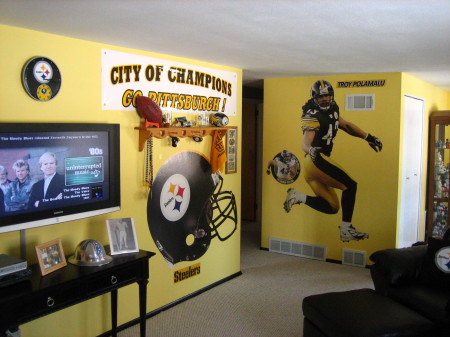 THE STEELER ROOM