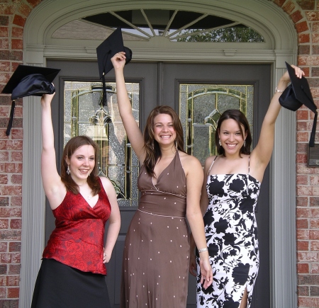 3 sorority sisters at graduation