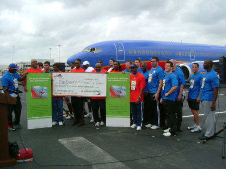 Southwest Airline's NFL players vs. BSO Pro/Tow event