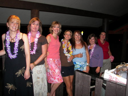 Kim, Suzie, Tracie, Novia, Leslie, Robin and Cedra - July 2006