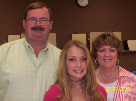 Robert, daughter Audra, & wife Lynn