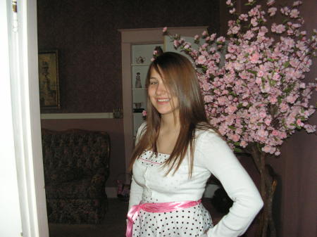 Courtney on Easter 2007