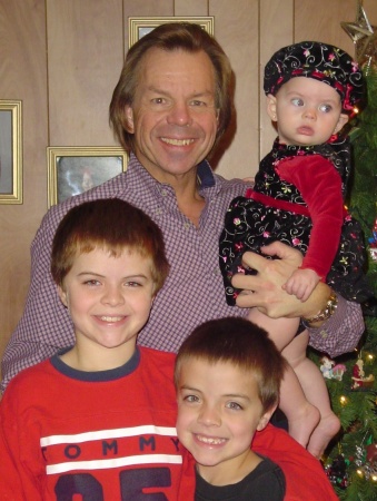 BigDad and the Grandkids at Christmas