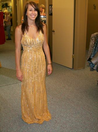 Brooke, shopping for Prom Dresses
