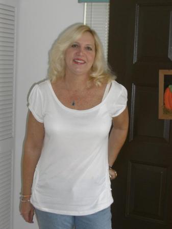 Linda Bourne's Classmates® Profile Photo