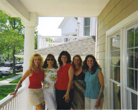 me & my sisters (I'm in the middle) - 2005