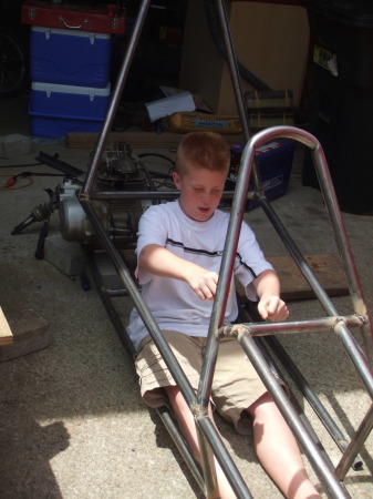 chris in the buggy im building for him