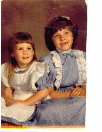 RIGHT-JERI HEATHER ELIZABETH WATKINS-LEFT-JAMIE RUTH MARIE WATKINS, PROBABLY 10 AND 4YRS OLD AT THE PICTURE