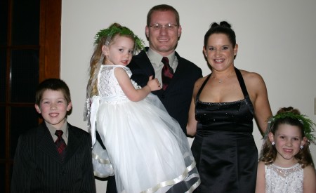 Maggie with husband, Jason and their three kids 01/07.