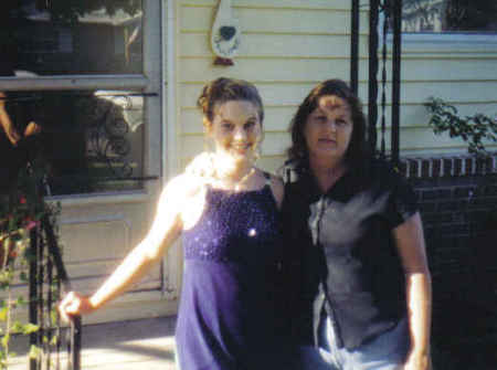 shauna and mom at prom