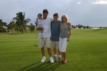 Oceans club, family golfing