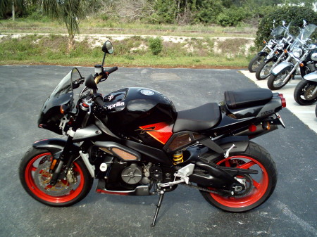 My 04 Aprilia Tuono