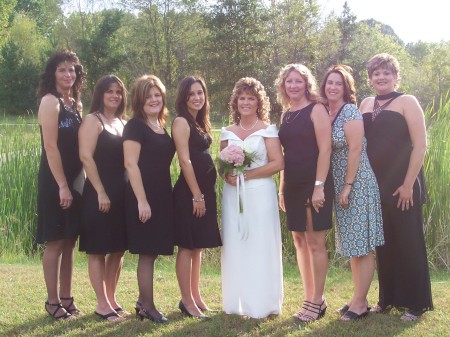 girls at rose's wedding