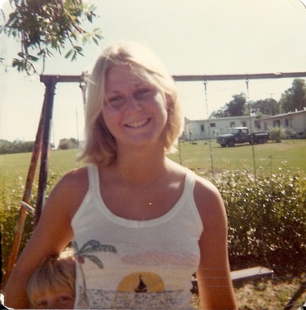 Lynn Brown's Classmates profile album