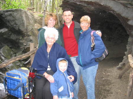 Family at Bronx zoo