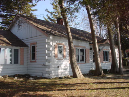 Mansell Cottage in Port Elgin, Ontario