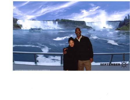 Hubby & Me at Niagara Falls