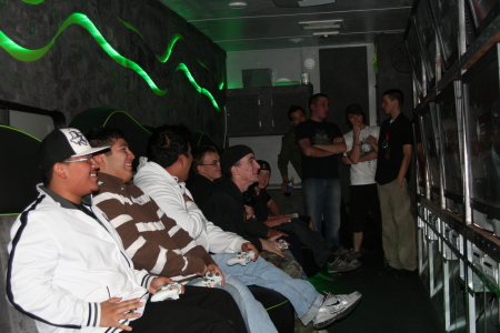 GEARS of WAR 2 Pre-Release Party with Game Cra