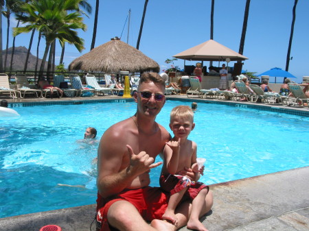 Zachary and Matt at the pool in Hawaii - June '07